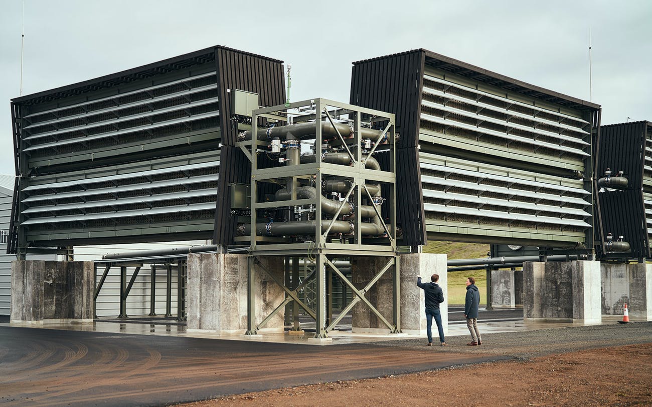 Swiss engineers fire up the largest carbon capture machine