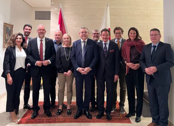 Swiss foreign affairs committee visits Japan