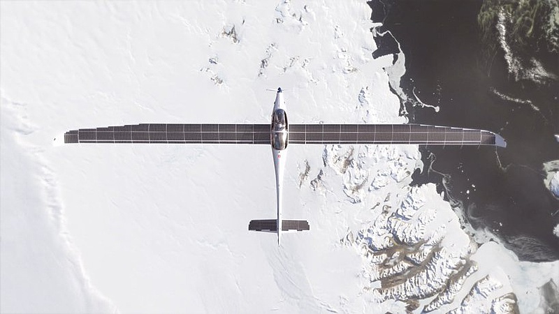 Maiden flight of Swiss stratospheric solar plane